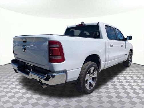 Bright White Clearcoat 2024 RAM 1500 Laramie