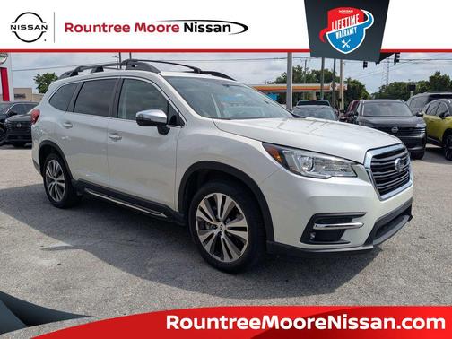 Crystal White Pearl 2022 Subaru Ascent Touring 7-Passenger