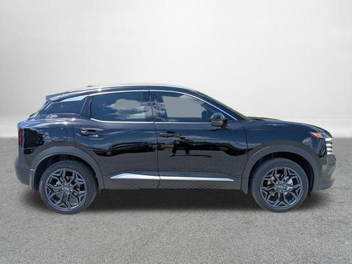 Super Black 2026 Nissan Kicks SR