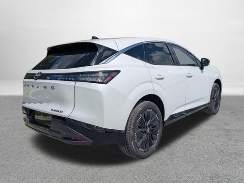 Everest White Pearl Tricoat 2026 Nissan Murano Platinum
