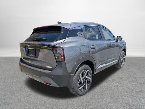Gun Metallic 2026 Nissan Kicks SV