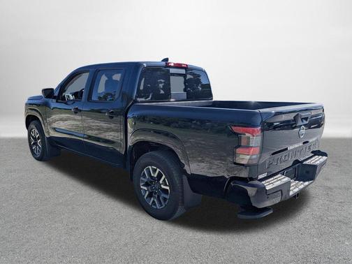 Super Black 2026 Nissan Frontier SV