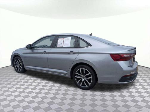 Pyrite Silver Metallic 2025 Volkswagen Jetta 1.5T SE