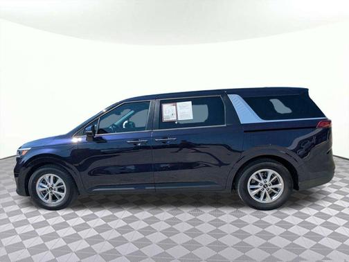 Deep Chroma Blue 2024 Kia Carnival LX