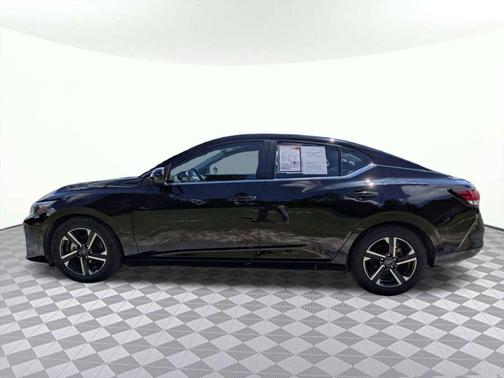 Super Black 2024 Nissan Sentra SV