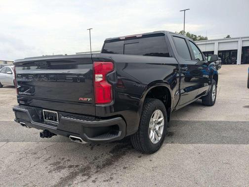 Dark Ash Metallic 2024 Chevrolet Silverado 1500 RST