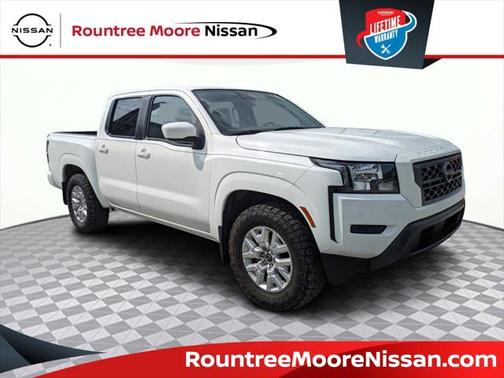 Glacier White 2023 Nissan Frontier SV