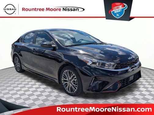 Aurora Black 2024 Kia Forte GT-Line