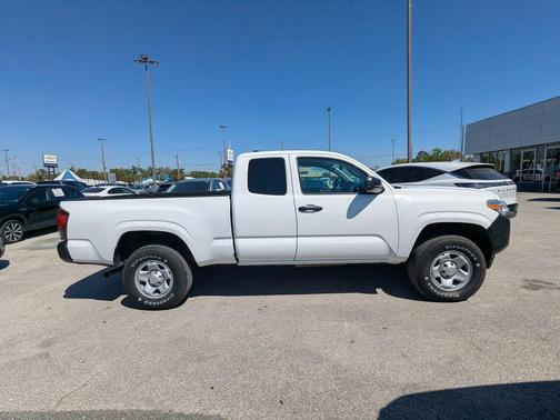 2023 Toyota Tacoma SR