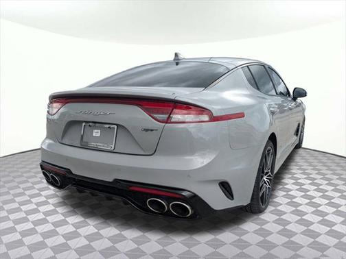 2022 Kia Stinger GT1