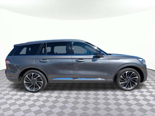2023 Lincoln Aviator Reserve AWD