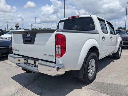 Glacier White 2019 Nissan Frontier SV
