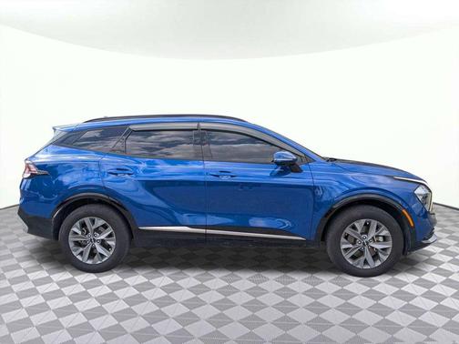 Sapphire Blue 2023 Kia Sportage SX
