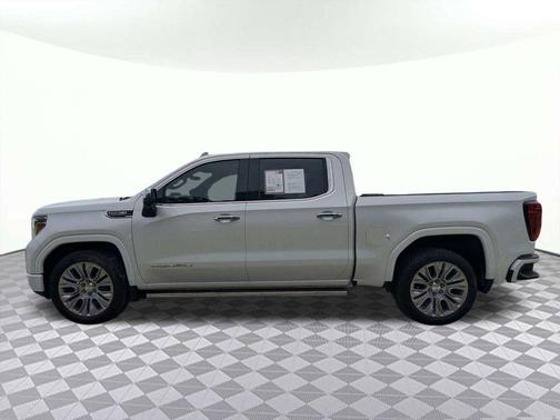 White Frost Tricoat 2022 GMC Sierra 1500 Denali