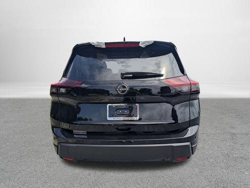 Super Black 2026 Nissan Rogue Dark Armor