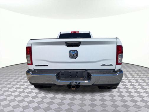 2024 RAM 3500 Big Horn Crew Cab 4x4 8' Box