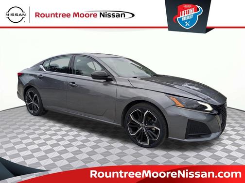 2023 Nissan Altima SR FWD