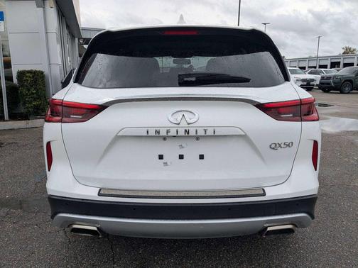 2021 INFINITI QX50 ESSENTIAL