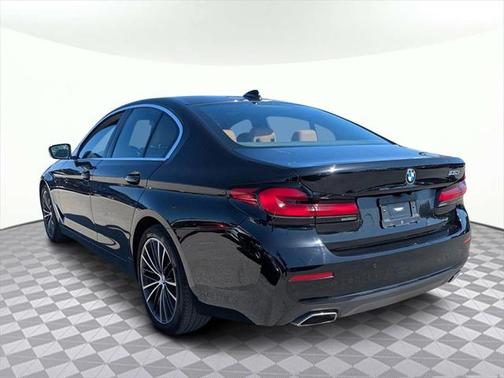 2022 BMW 530 i
