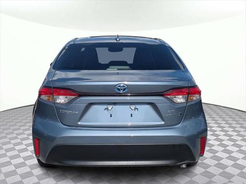 2024 Toyota Corolla Hybrid SE