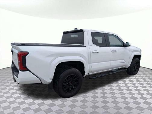 Ice Cap 2024 Toyota Tacoma SR5