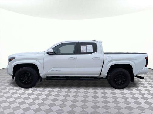 Ice Cap 2024 Toyota Tacoma SR5