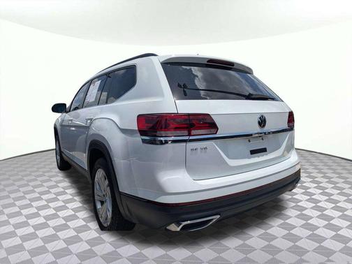 Oryx White Pearl 2022 Volkswagen Atlas 3.6L SE w/Technology