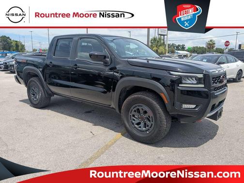 Super Black 2026 Nissan Frontier PRO-4X