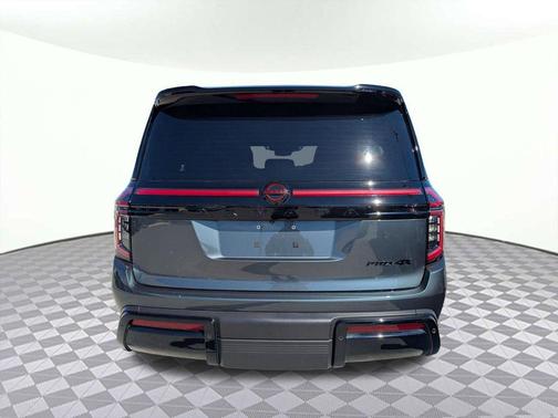 2025 Nissan Armada PRO-4X 4WD