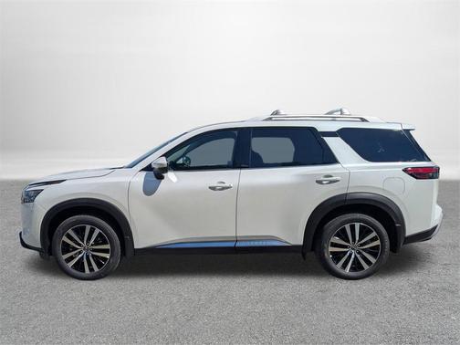 2025 Nissan Pathfinder Platinum FWD