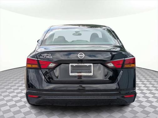 2023 Nissan Altima S FWD