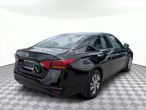 2023 Nissan Altima S FWD