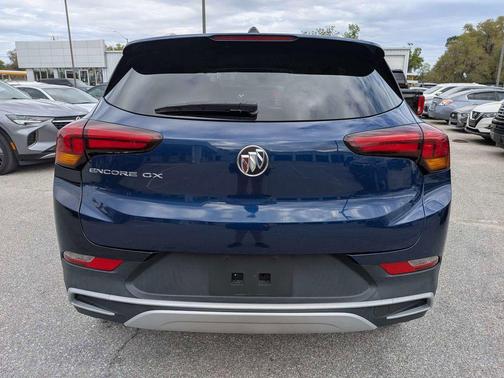 2022 Buick Encore GX Select