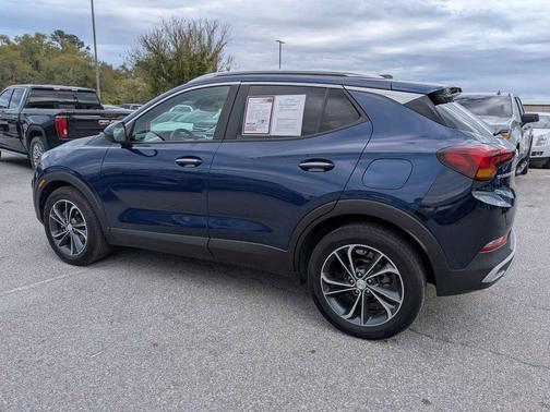 2022 Buick Encore GX Select