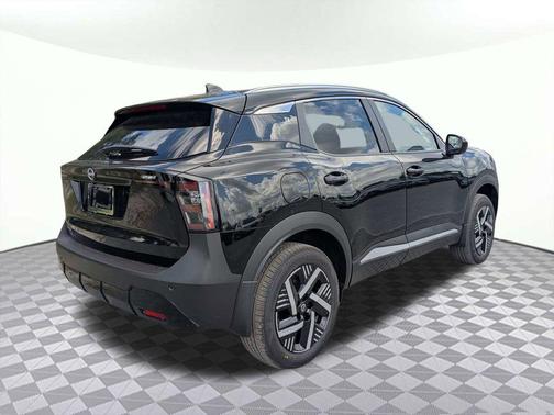 Gun Metallic 2021 Nissan Rogue SV