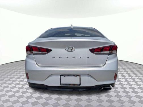 Symphony Silver 2018 Hyundai SONATA SEL