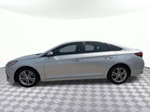 Symphony Silver 2018 Hyundai SONATA SEL
