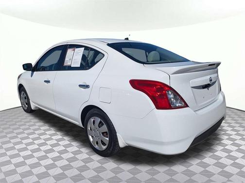 2016 Nissan Versa 1.6 SV