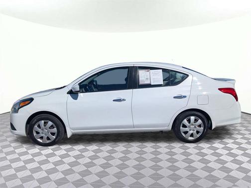 2016 Nissan Versa 1.6 SV