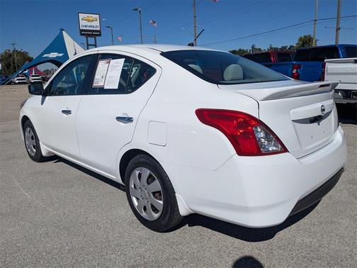 2016 Nissan Versa 1.6 SV