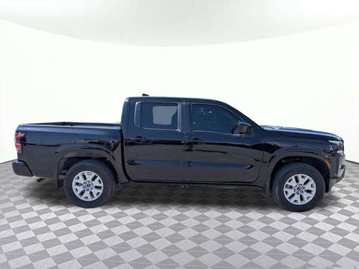 Super Black 2023 Nissan Frontier SV