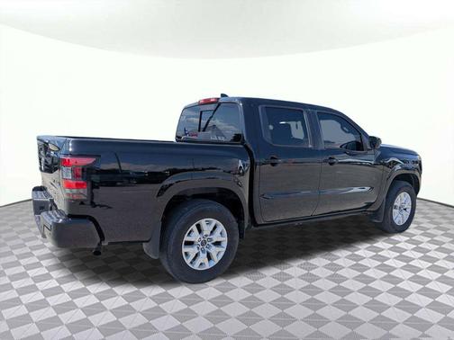 Super Black 2023 Nissan Frontier SV