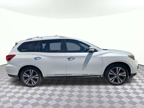 Pearl White 2017 Nissan Pathfinder Platinum