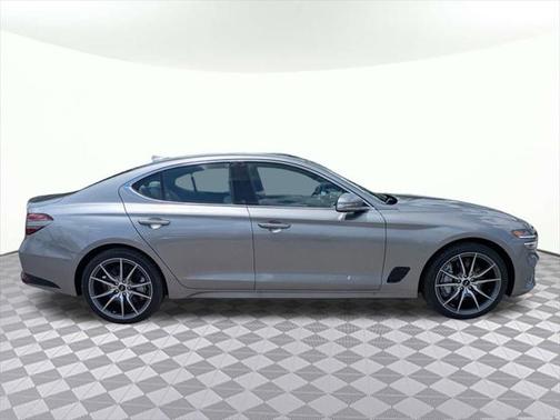 2025 Genesis G70 2.5T RWD