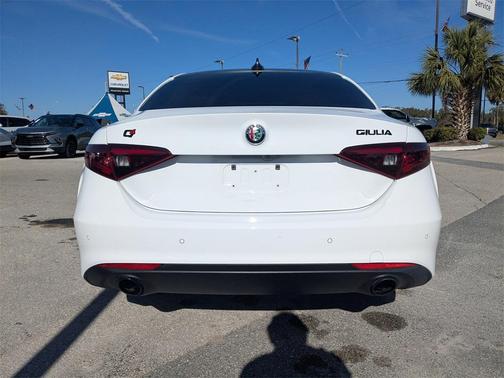 2022 Alfa Romeo Giulia Ti
