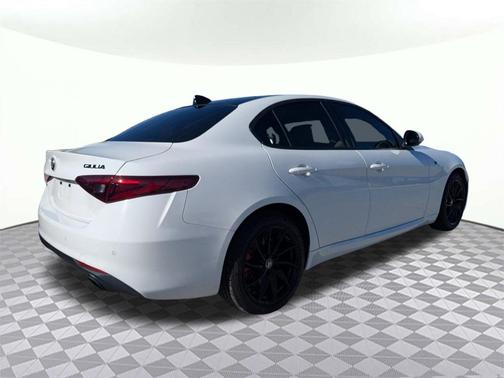 2022 Alfa Romeo Giulia Ti