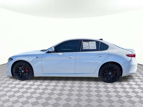 2022 Alfa Romeo Giulia Ti
