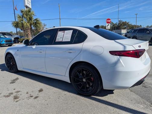 2022 Alfa Romeo Giulia Ti