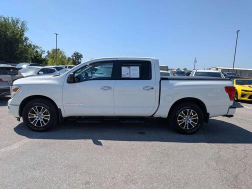 Glacier White 2021 Nissan Titan SV