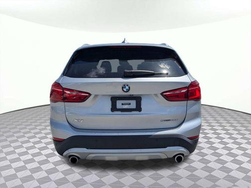 Glacier Silver Metallic 2021 BMW X1 sDrive28i